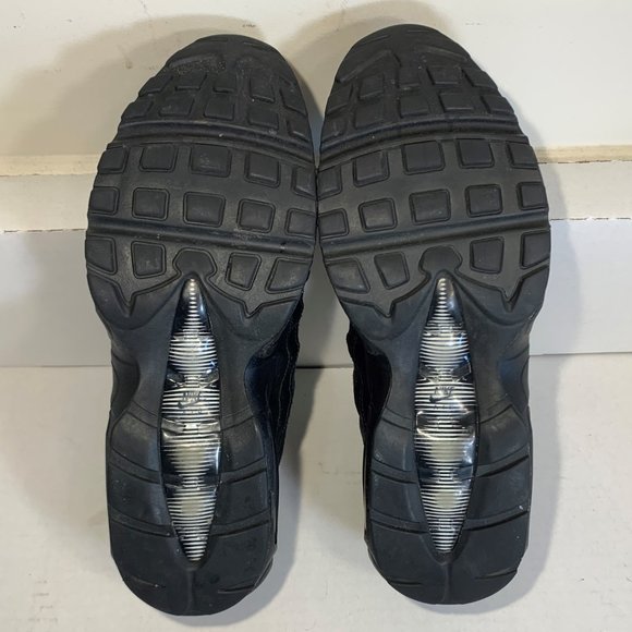 Nike Air Max 95 Essential Triple Black